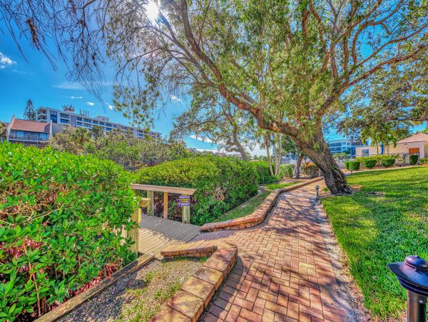 Charming Vacation Condo on the First Floor