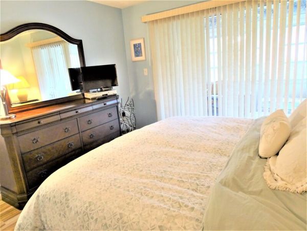 Siesta Key Two Bedroom Vacation Residence