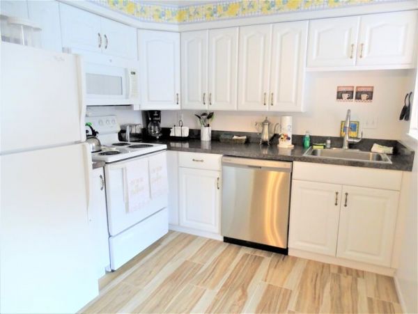 Siesta Key Two Bedroom Vacation Residence