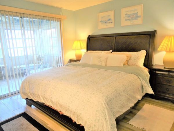 Siesta Key Two Bedroom Vacation Residence