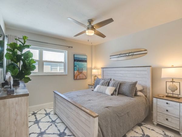 Siesta Key Vacation Rentals - Gulf Front Penthouse Rental