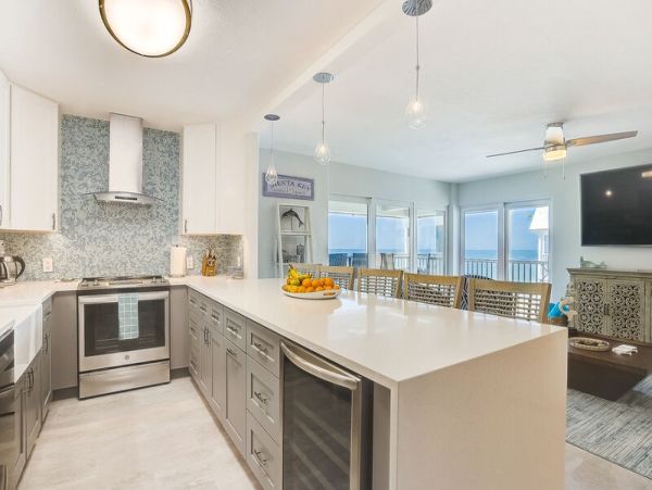 Siesta Key Vacation Rentals - Gulf Front Penthouse Rental