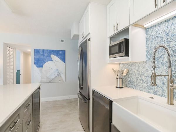 Siesta Key Vacation Rentals - Gulf Front Penthouse Rental