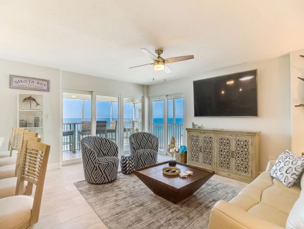 Siesta Key Vacation Rentals - Gulf Front Penthouse Rental