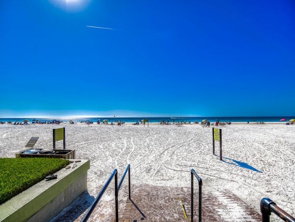 Siesta Key Vacation Rentals - Gulf Front Penthouse Rental
