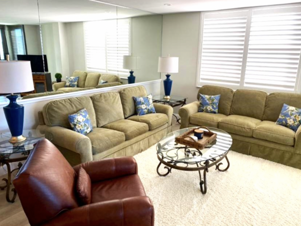Siesta Key Renovate Three Bedroom Vacation Condo Pool