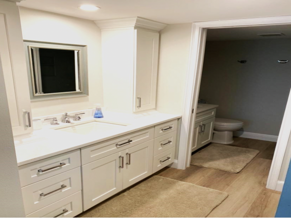 Siesta Key Renovate Three Bedroom Vacation Condo Pool