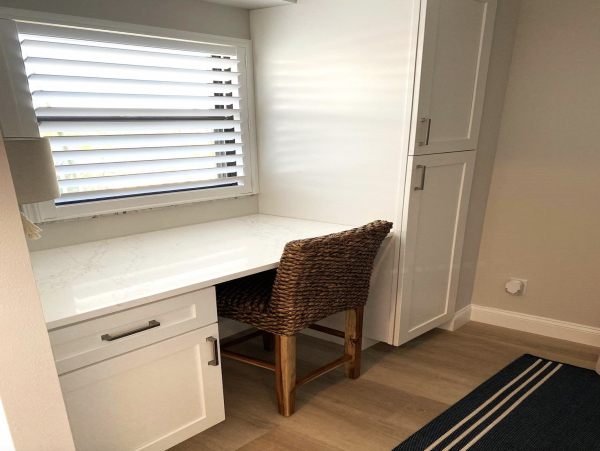 Siesta Key Renovate Three Bedroom Vacation Condo Pool