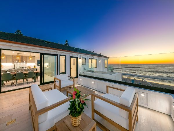 La Jolla Luxury Ocean Front Villa With Five Bedrooms