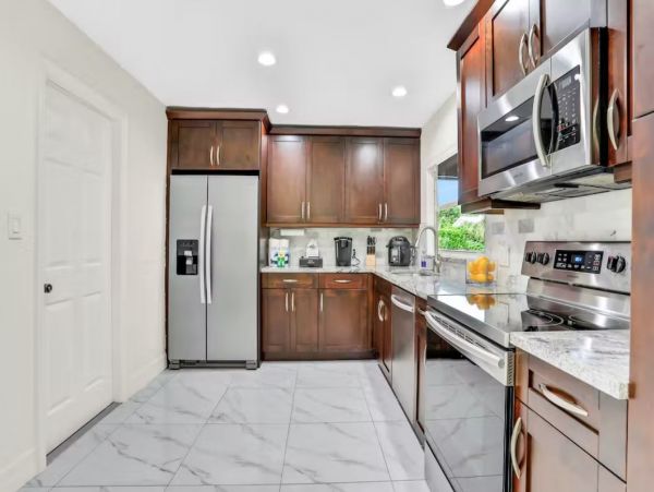 Naples 3 Bedrooms Vacation Pool Home Sleeps 12 Guests