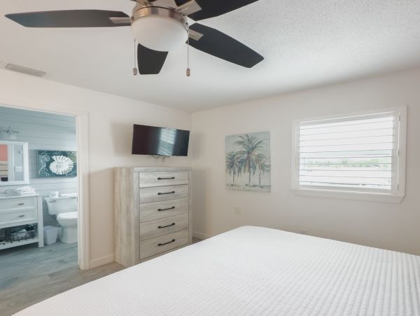 Fully Renovated  Steps from the Beach
