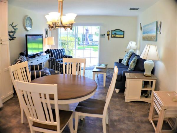 Siesta Key Lovely Beach Rental NEW ARRIVAL