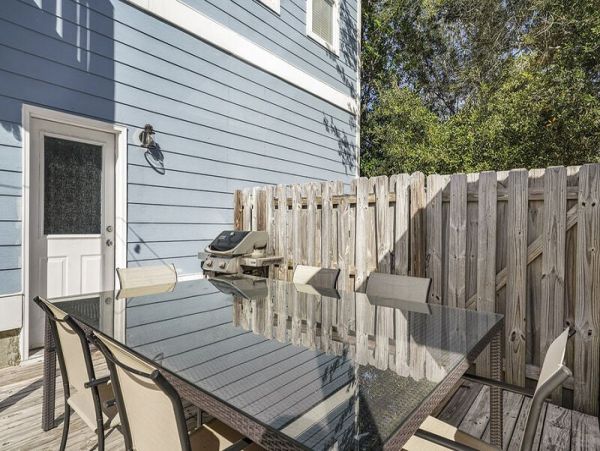 Four Bedroom Vacation Rental Home in Miramar Beach