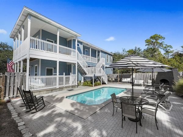 Four Bedroom Vacation Rental Home in Miramar Beach
