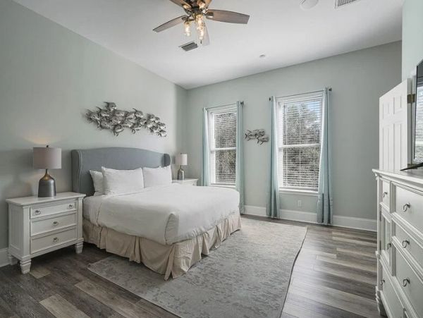 Four Bedroom Vacation Rental Home in Miramar Beach