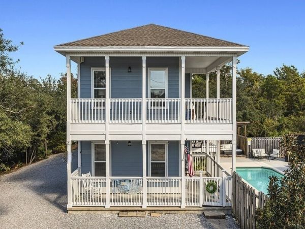 Four Bedroom Vacation Rental Home in Miramar Beach