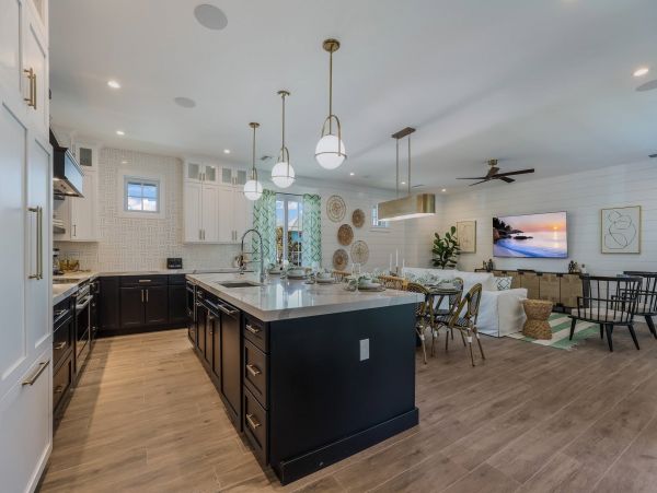 Anna Maria Coastal Luxury Home with Private Pool & Close to Beach