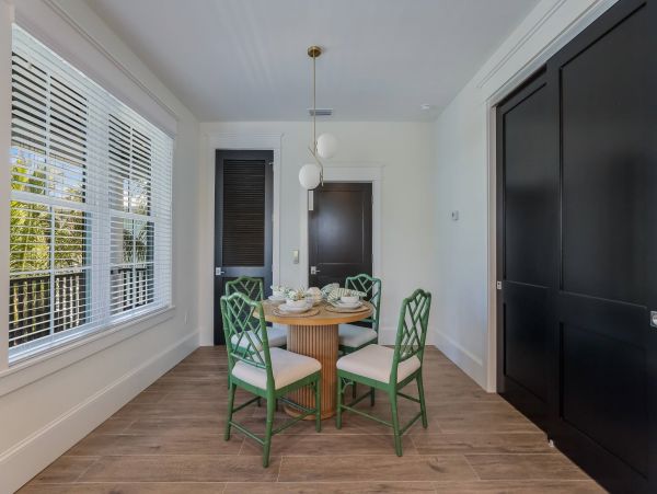 Anna Maria Coastal Luxury Home with Private Pool & Close to Beach