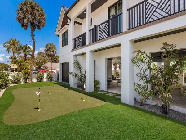 Anna Maria Coastal Luxury Home with Private Pool & Close to Beach