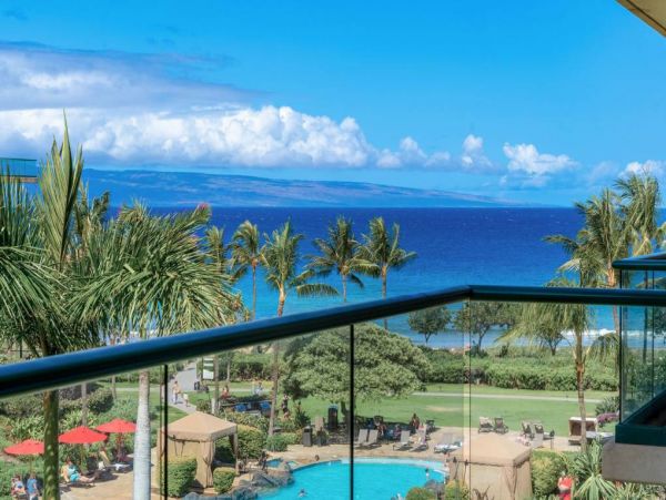 4 Bedroom Luxury Vacation Condo in Kaanapali with Great Views