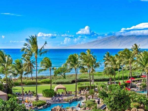 4 Bedroom Luxury Vacation Condo in Kaanapali with Great Views
