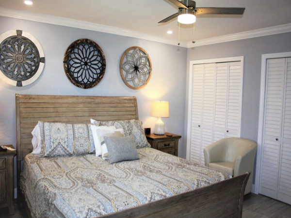 Siesta Key Two bedroom Amazing Condo