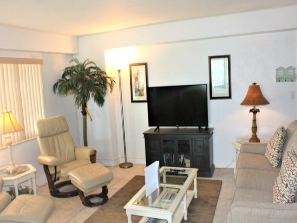 Two Bedroom Condo in Siesta Key