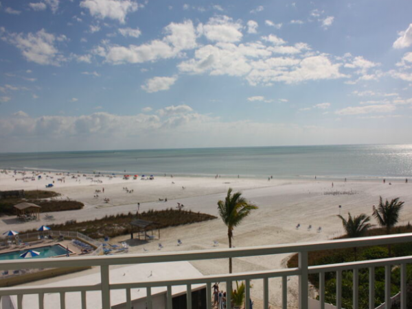 Two Bedroom Condo in Siesta Key