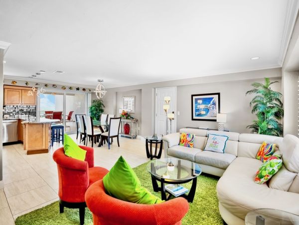 Siesta Key 2 Bedroom Vacation Condo with Ocean Views