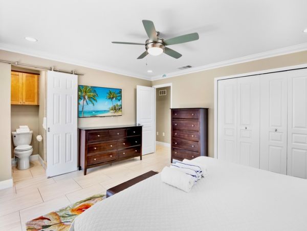 Siesta Key 2 Bedroom Vacation Condo with Ocean Views