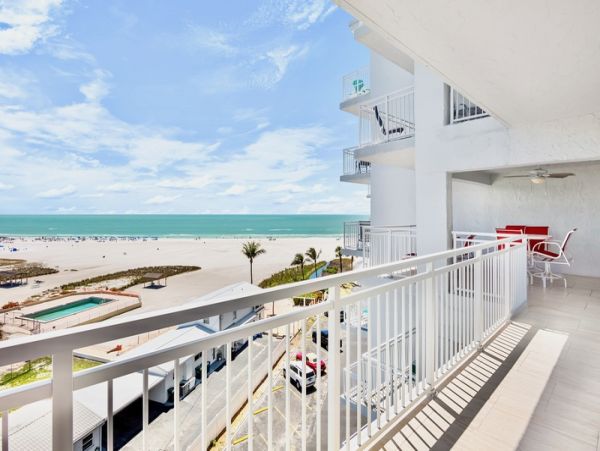 Siesta Key 2 Bedroom Vacation Condo with Ocean Views