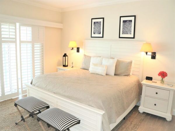 Beachfront Two Bedroom Vacation Rental in Siesta Key