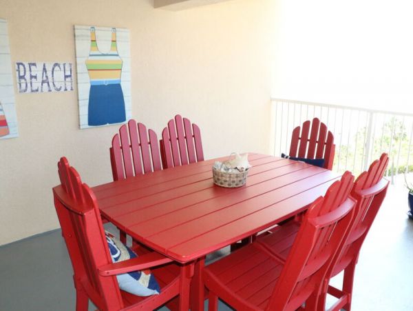 Beachfront Two Bedroom Vacation Rental in Siesta Key
