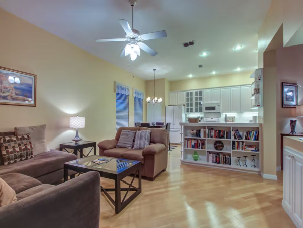 Bradenton Lovely Pool Home Short Drive to Beach