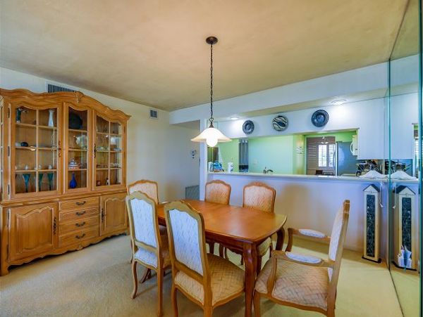 Beachfront Two Bedroom Condo with Great Ocean Views