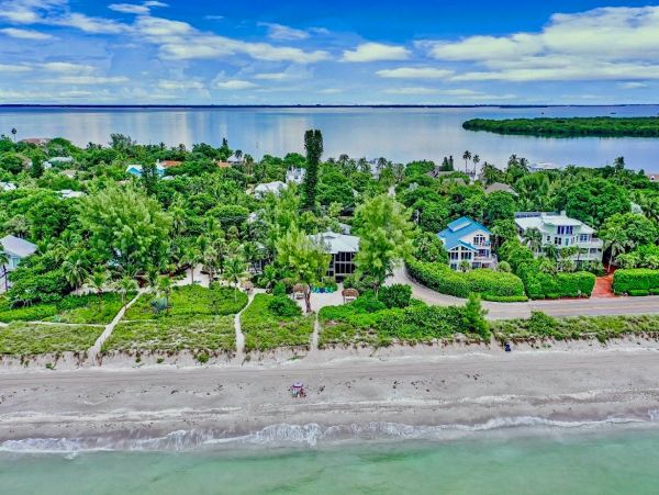 Captiva Vacation Condo Two Bedroom Gulf Front