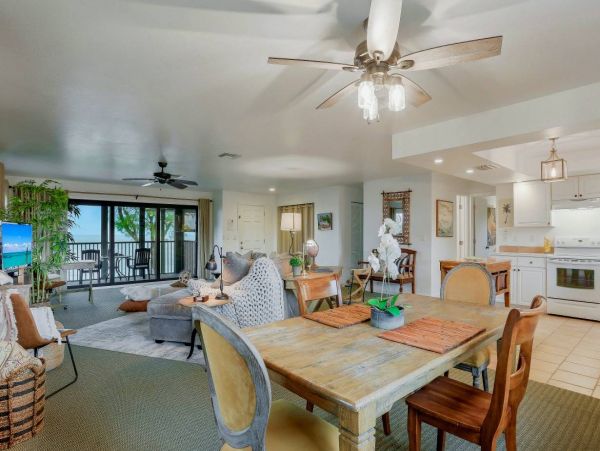 Coastal Penthouse Suite with 1 Bedroom and Full Ocean View