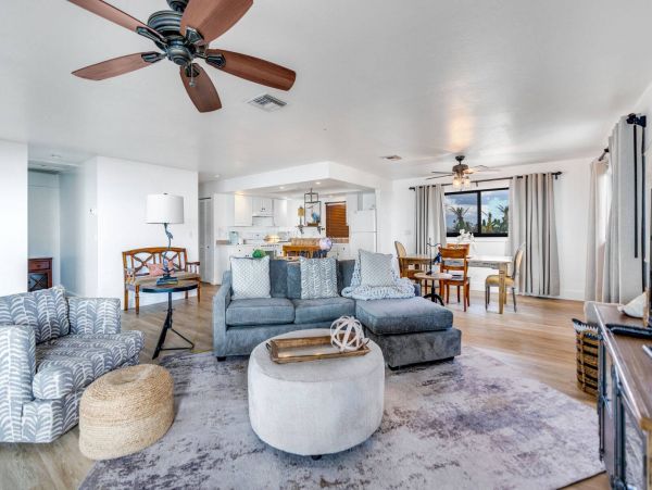 Coastal Penthouse Suite with 1 Bedroom and Full Ocean View