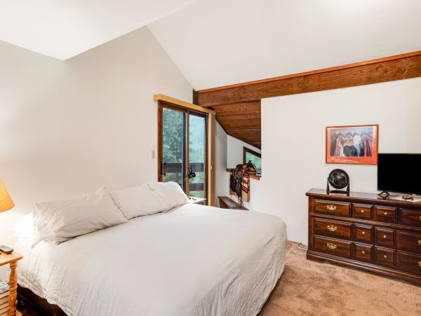 Multi-Level Townhome with 2 Bedrooms Plus Loft