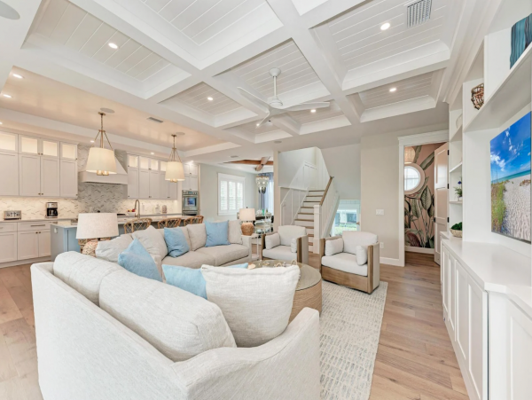You'll Love this Luxury Home One Block to Beach, Private Pool & Spa