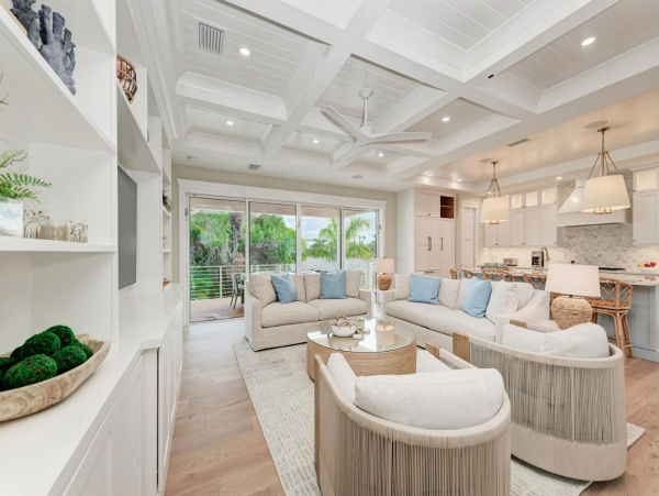 You'll Love this Luxury Home One Block to Beach, Private Pool & Spa