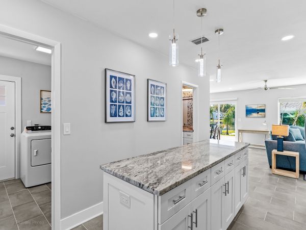 Indian Rocks Vacation Home Three Bedroom Walk to Beach