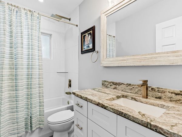Indian Rocks Vacation Home Three Bedroom Walk to Beach