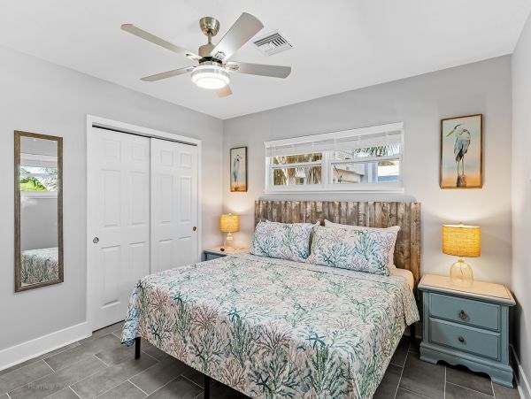 Indian Rocks Vacation Home Three Bedroom Walk to Beach