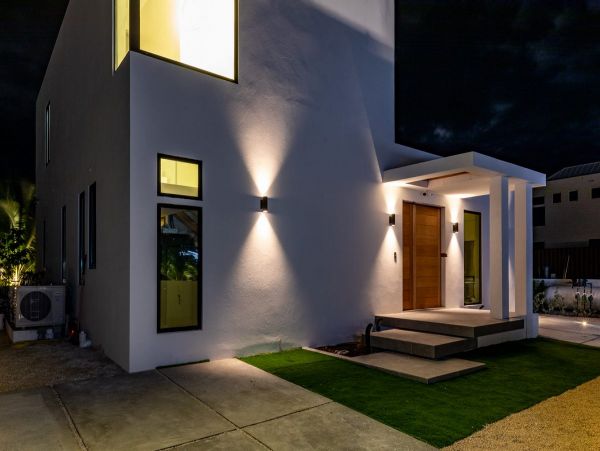 Luxury 3 Bedroom Home with Canal View in Turks and Caicos