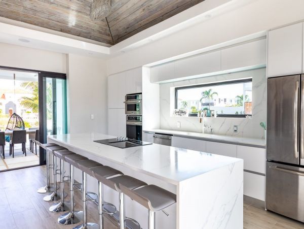 Luxury 3 Bedroom Home with Canal View in Turks and Caicos
