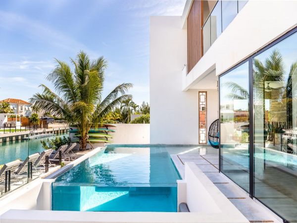 Luxury 3 Bedroom Home with Canal View in Turks and Caicos