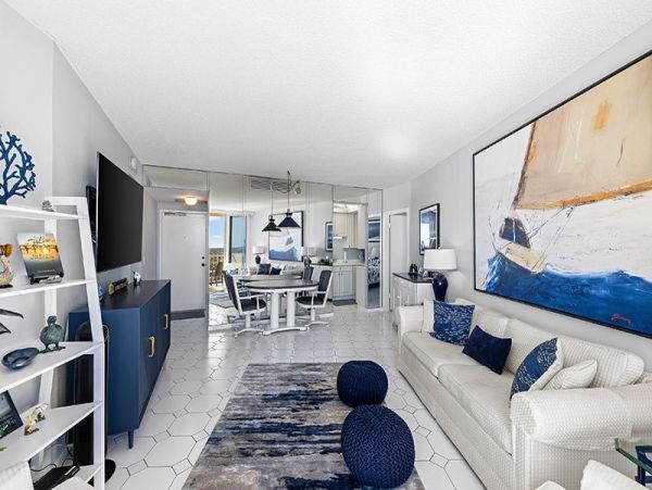 Two Bedroom Beachfront Vacation Rental in Marco Island