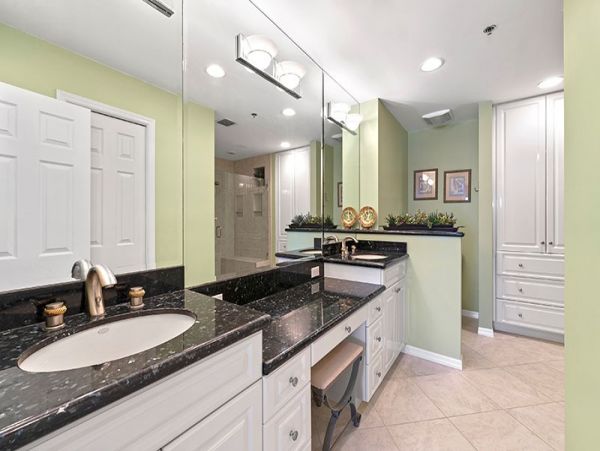 Wonderful Penthouse with Unobstructed Views of Beach & Gulf