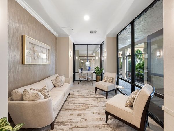 Wonderful Penthouse with Unobstructed Views of Beach & Gulf